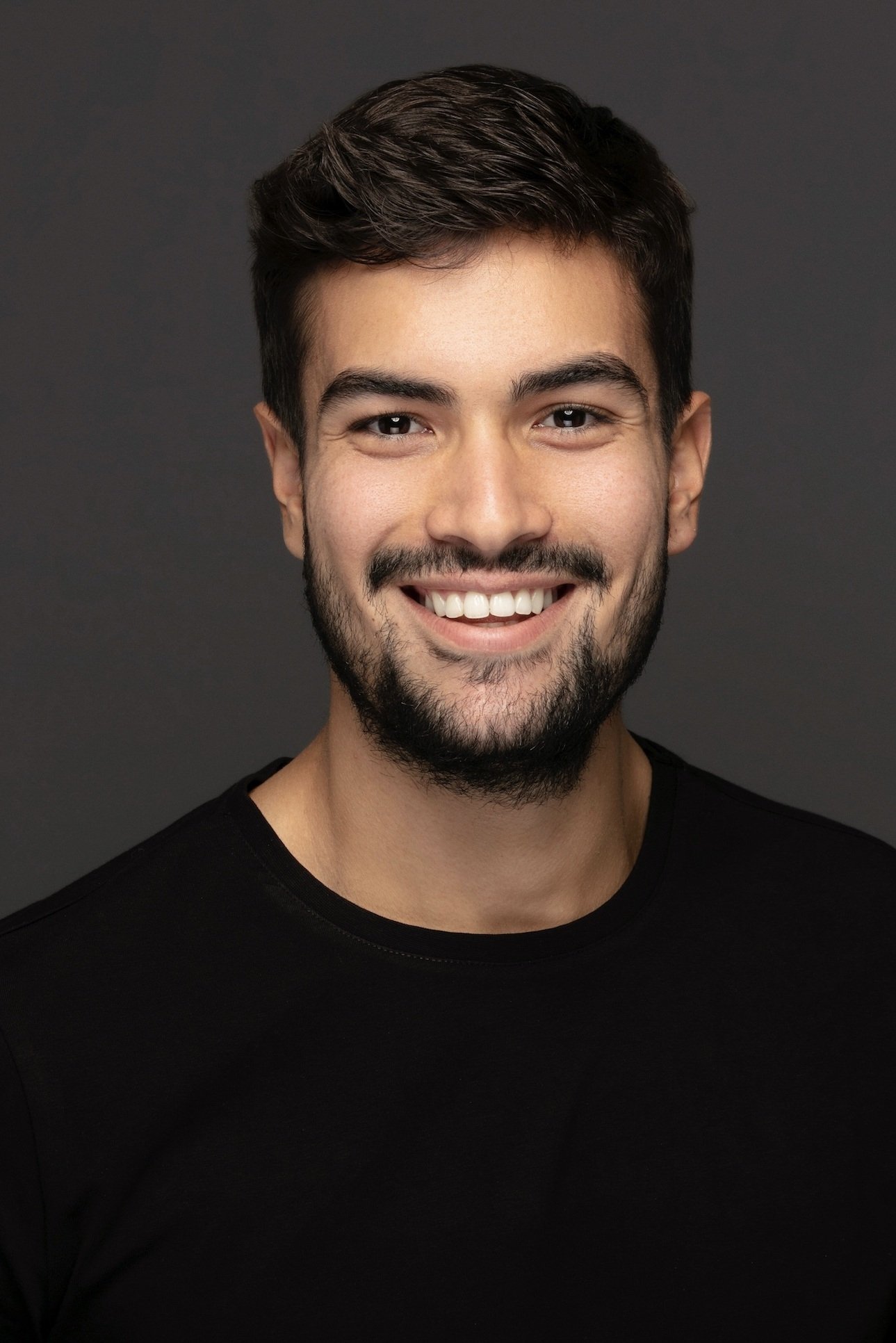 بازیگر Yiğit Oruçoğlu  
