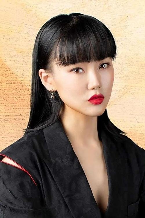 بازیگر Isabelle Huang  