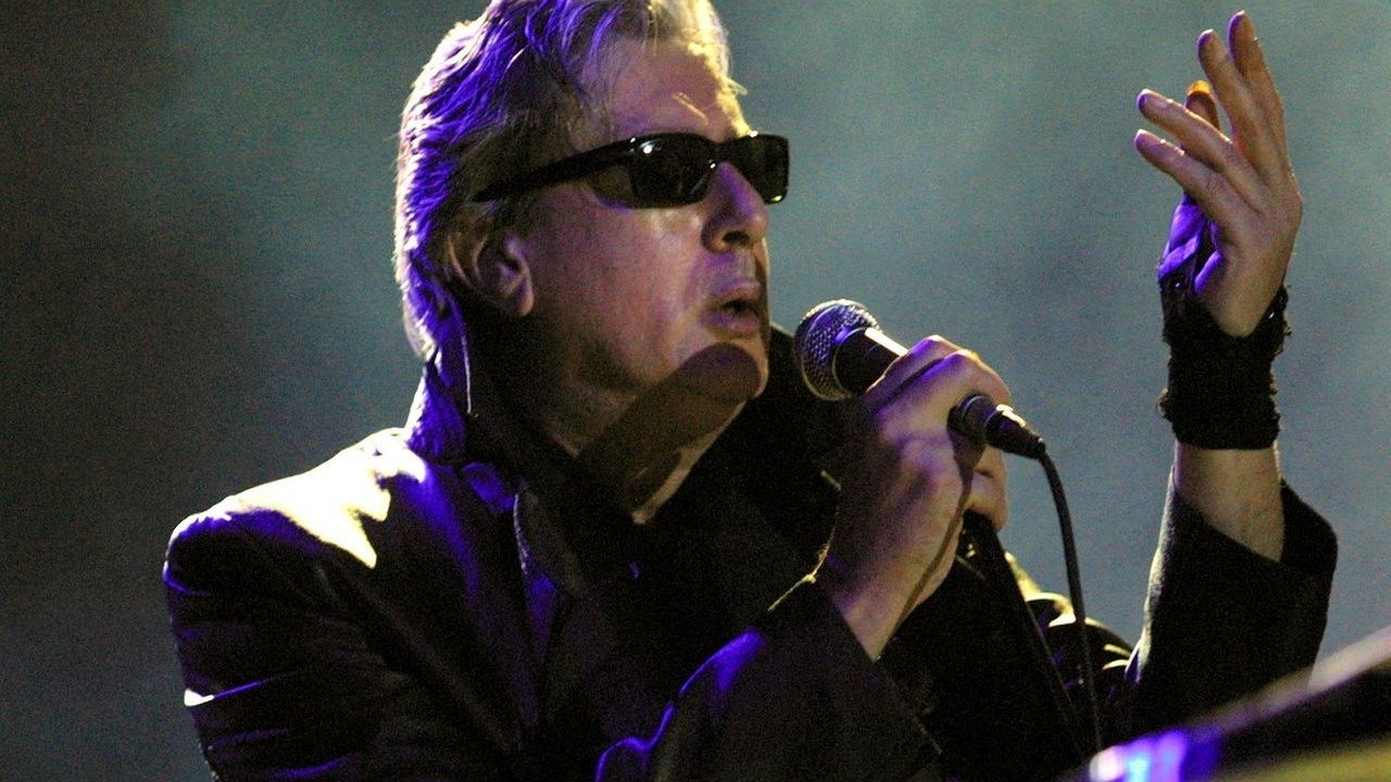 Alain Bashung - À l'arrière des berlines|Alain Bashung - À l'arrière des berlines
