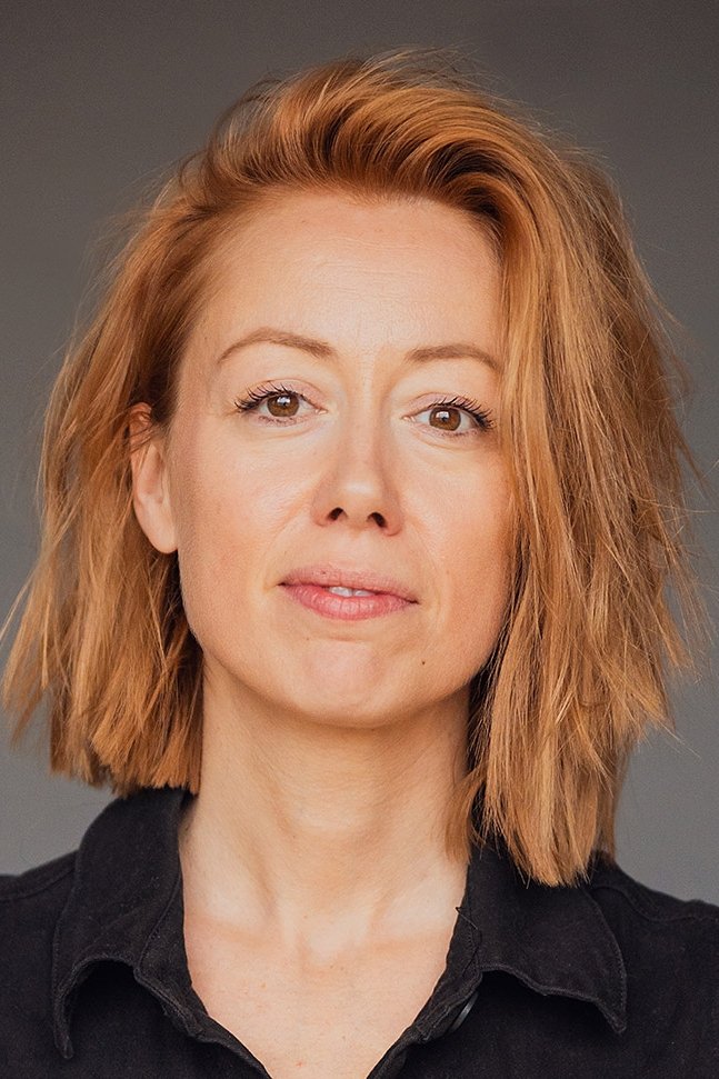 بازیگر Julie Fortin  