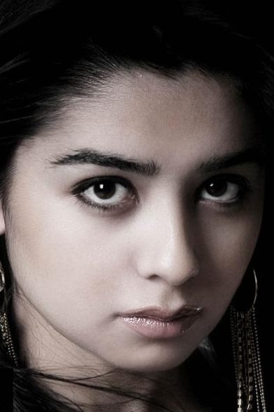 بازیگر Gulchehra Eshonqulova  