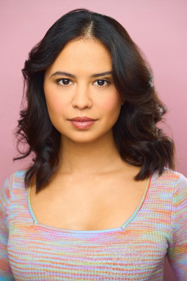 بازیگر Olivia Roldan  