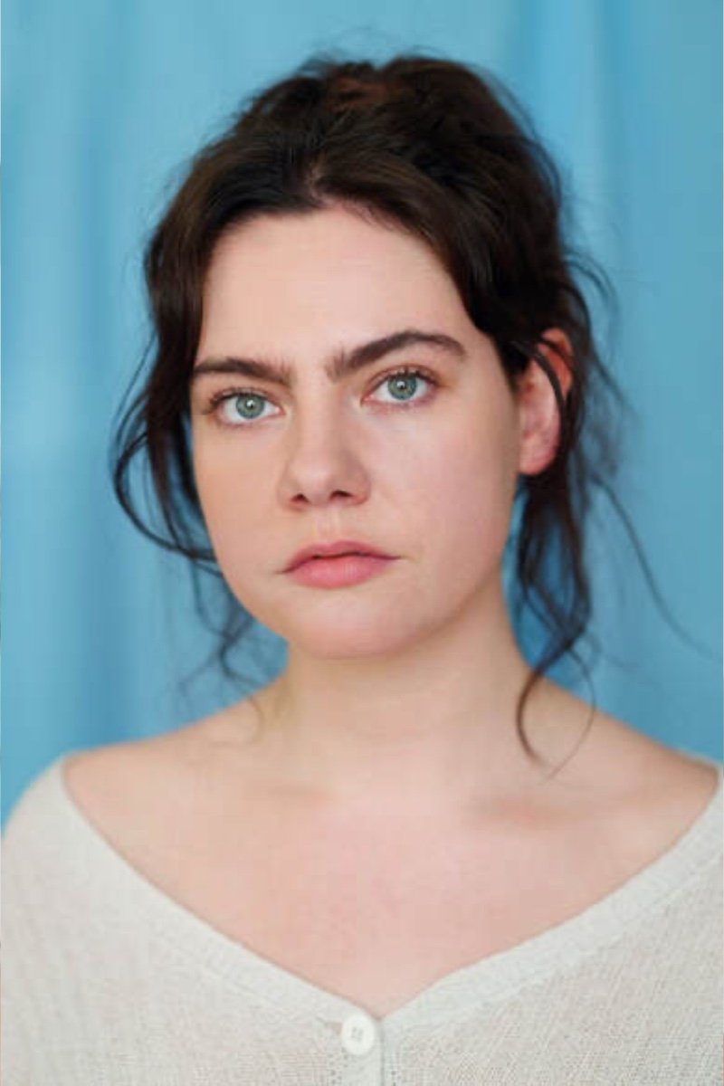 بازیگر Isobel Jesper Jones  