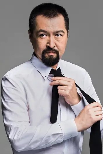 بازیگر 李少亭  