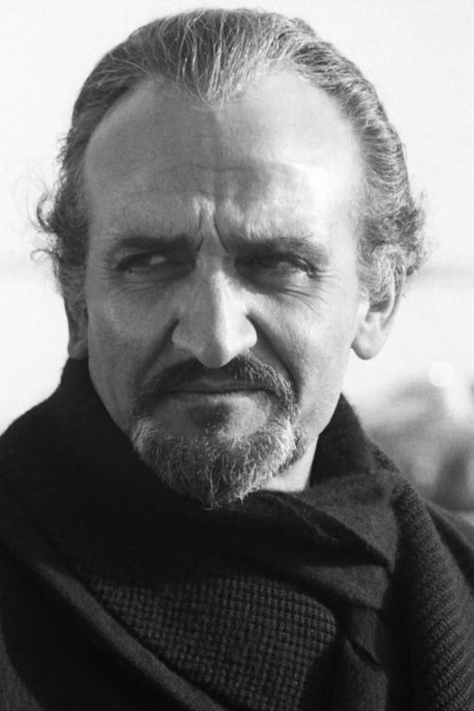 بازیگر Roger Delgado  