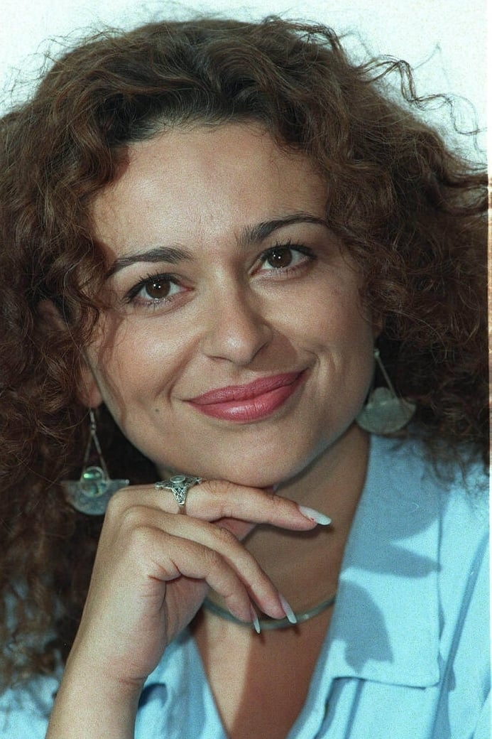 بازیگر Nadia Sawalha  