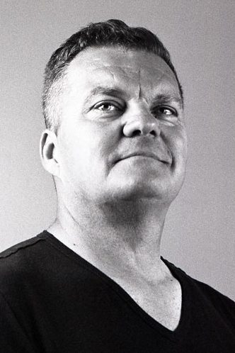 بازیگر Robert Mattigetz  