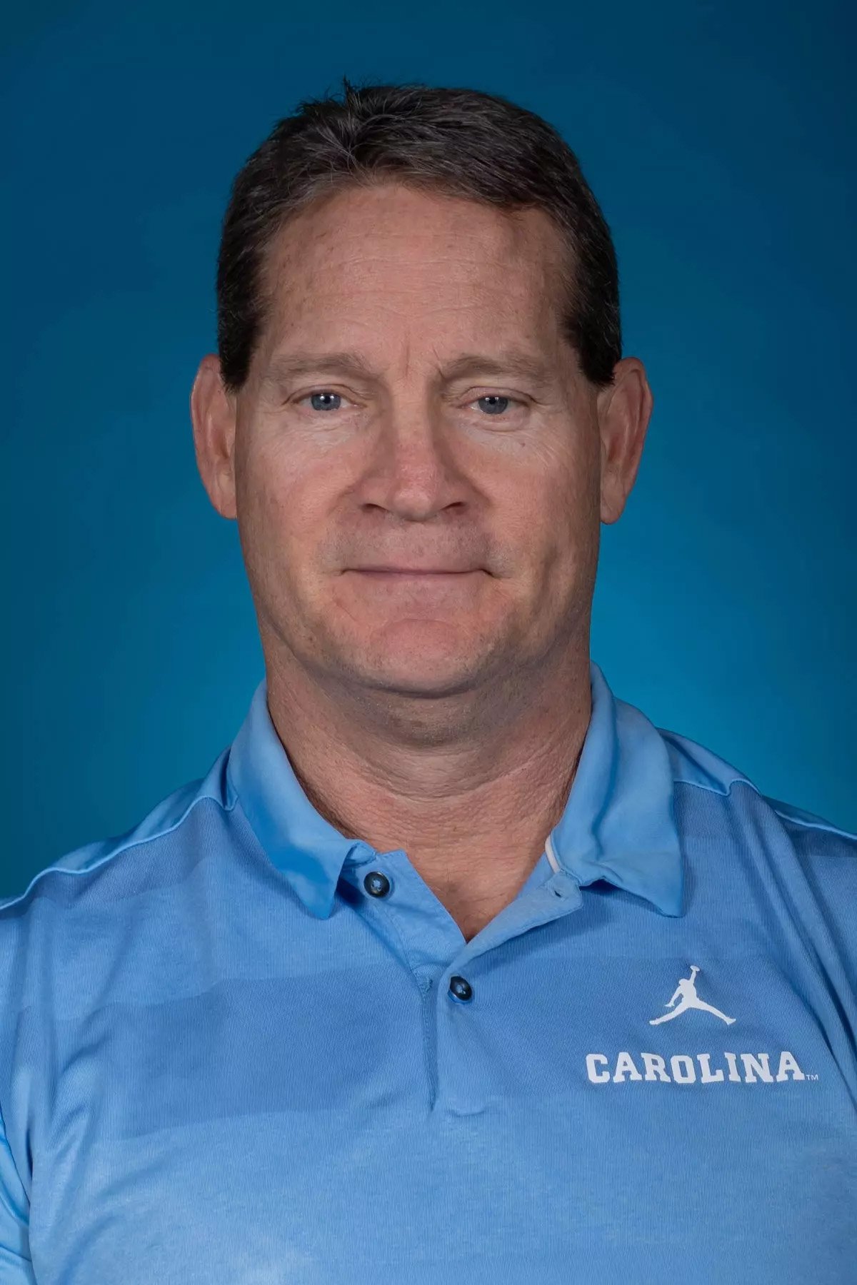 بازیگر Gene Chizik  