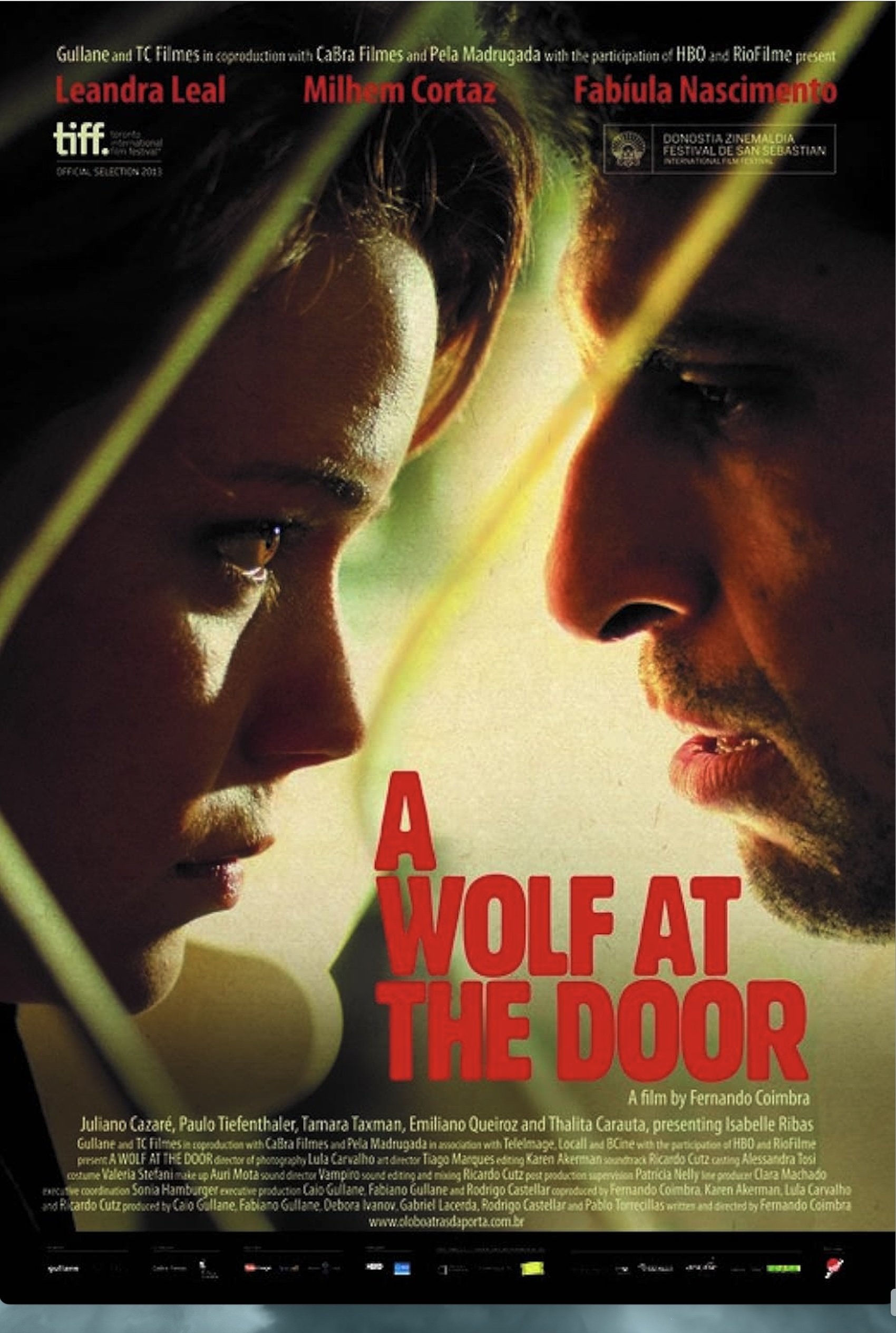O Lobo Atrás da Porta