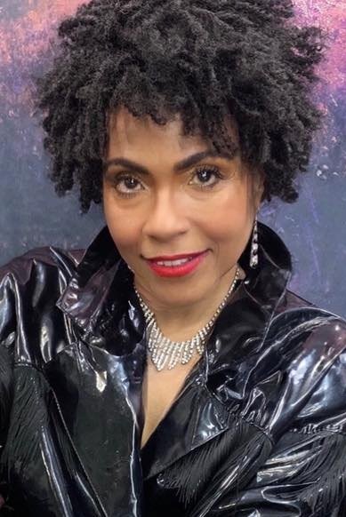 بازیگر Ednah Holt  