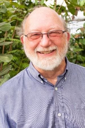 بازیگر Dennis McKenna  