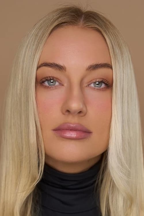 بازیگر Savannah Porter  