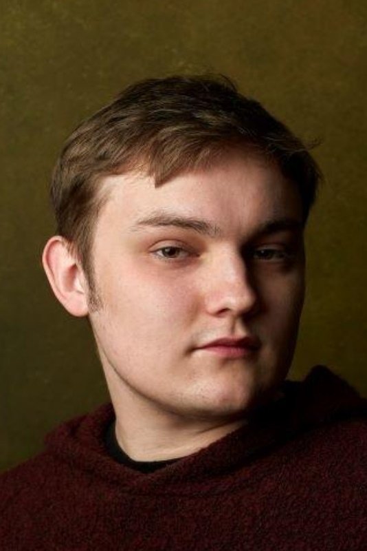بازیگر Benjamin Hillyer  