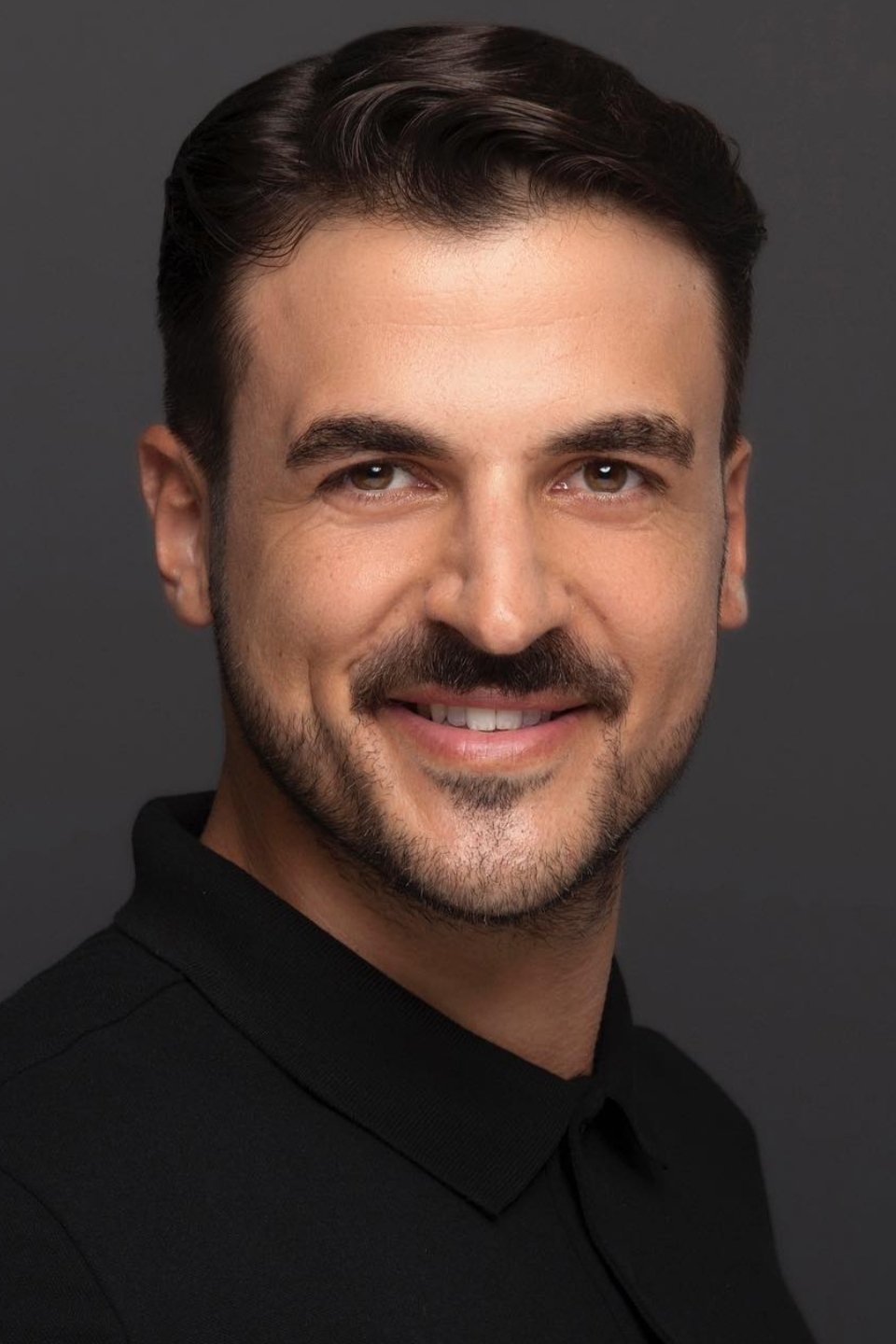 بازیگر Gurur Aydoğan  