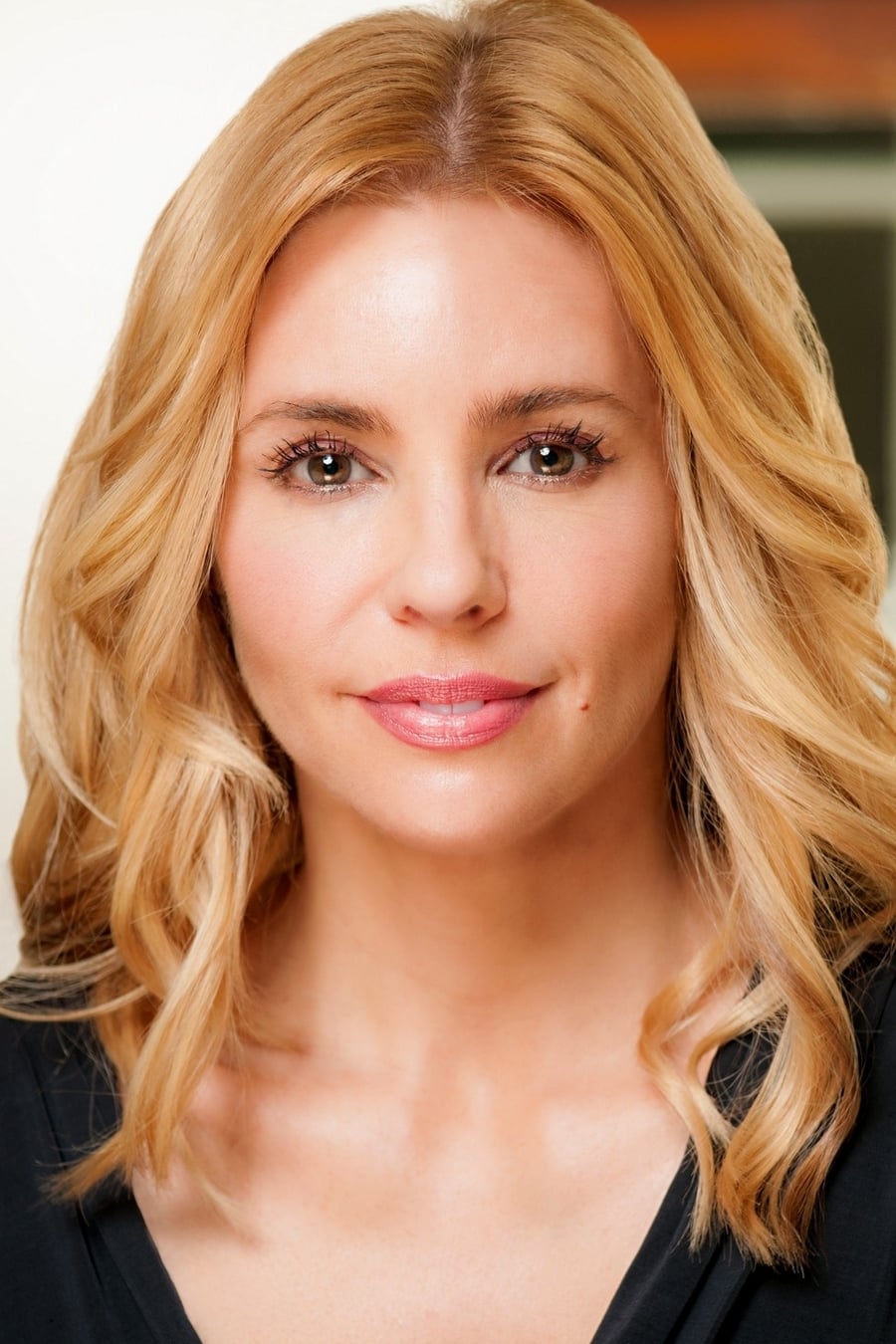 بازیگر Olivia d'Abo  