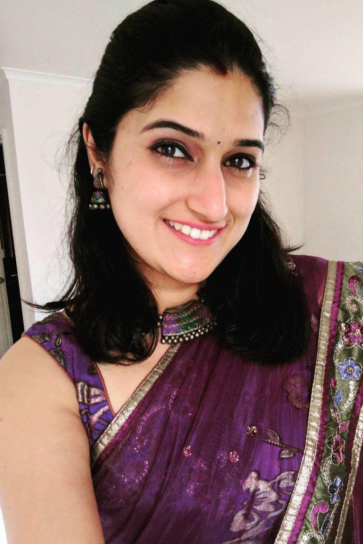 بازیگر Amrutha Karagada  