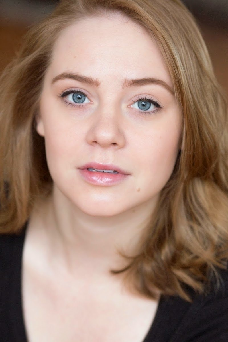 بازیگر Alison Hixon  