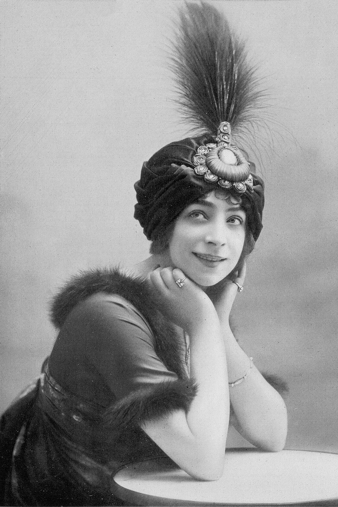 بازیگر Jane Piérly  