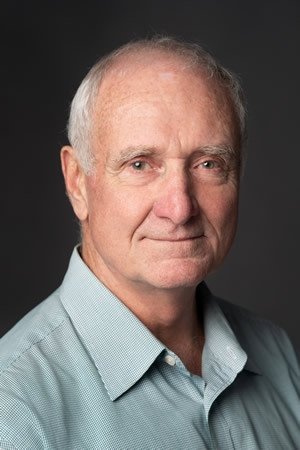 بازیگر Robyn Williams  