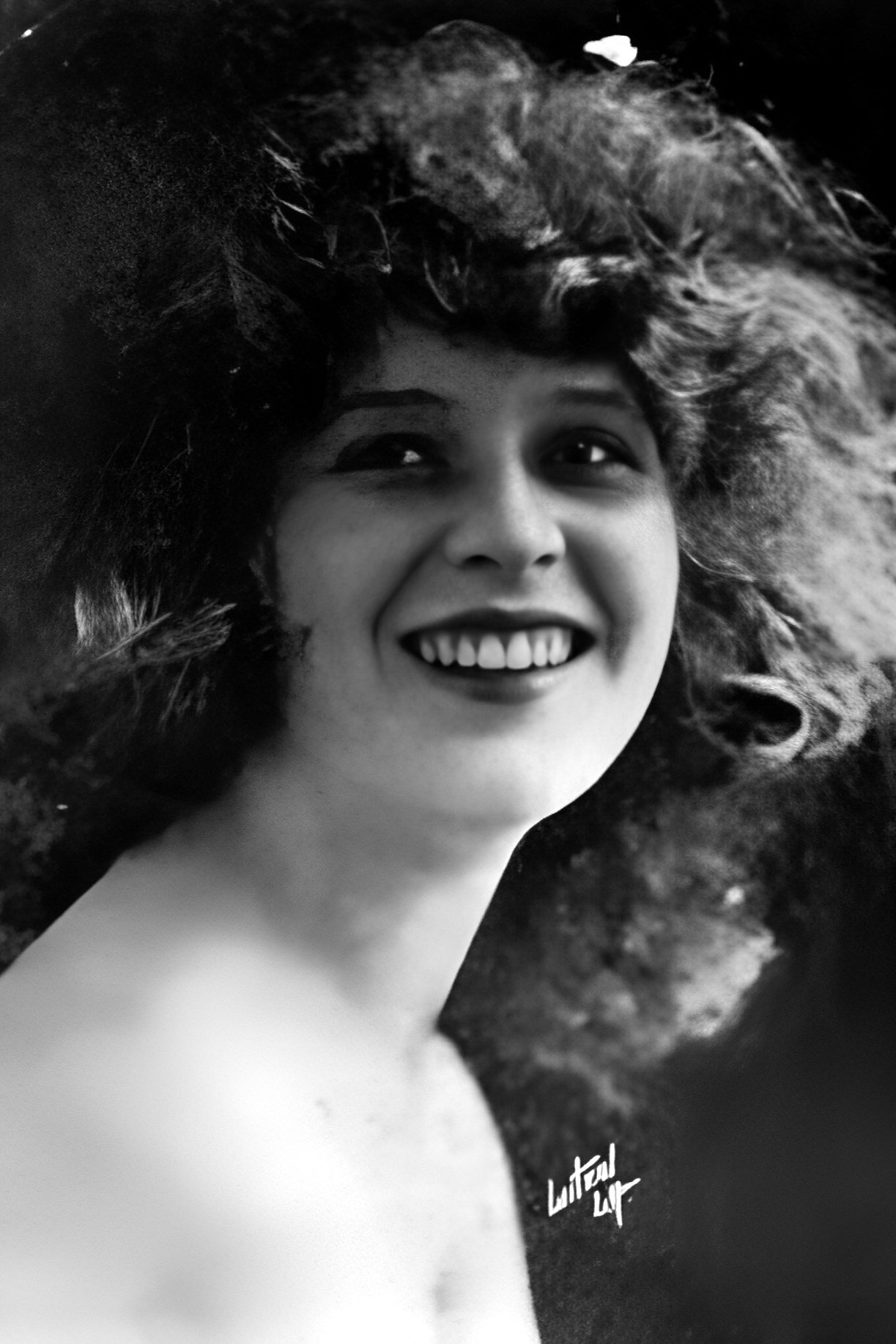 بازیگر Margaret Landis  