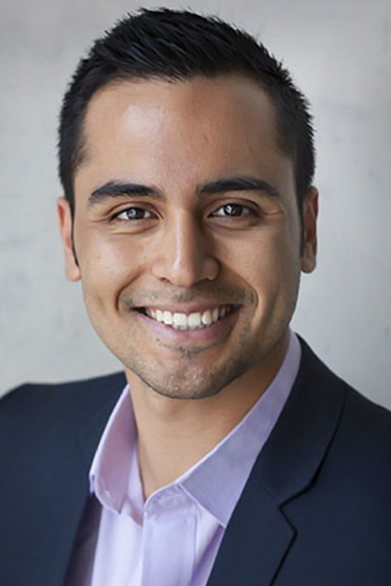بازیگر Lawrence Fernandez  