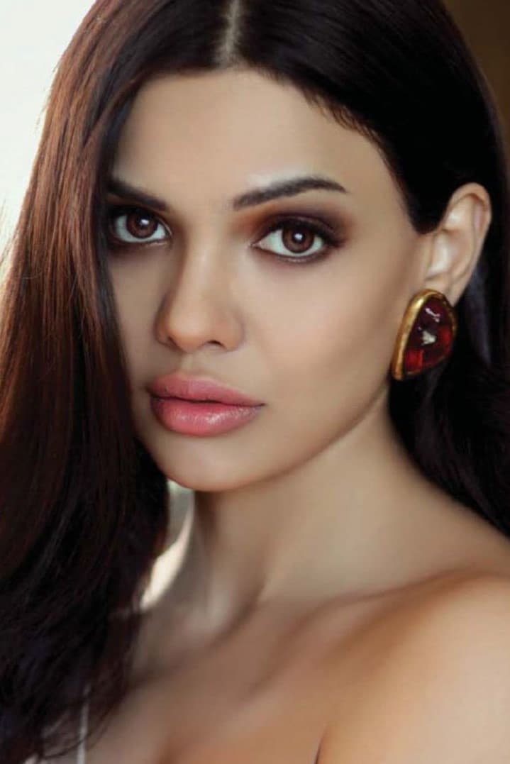 بازیگر Sara Loren  