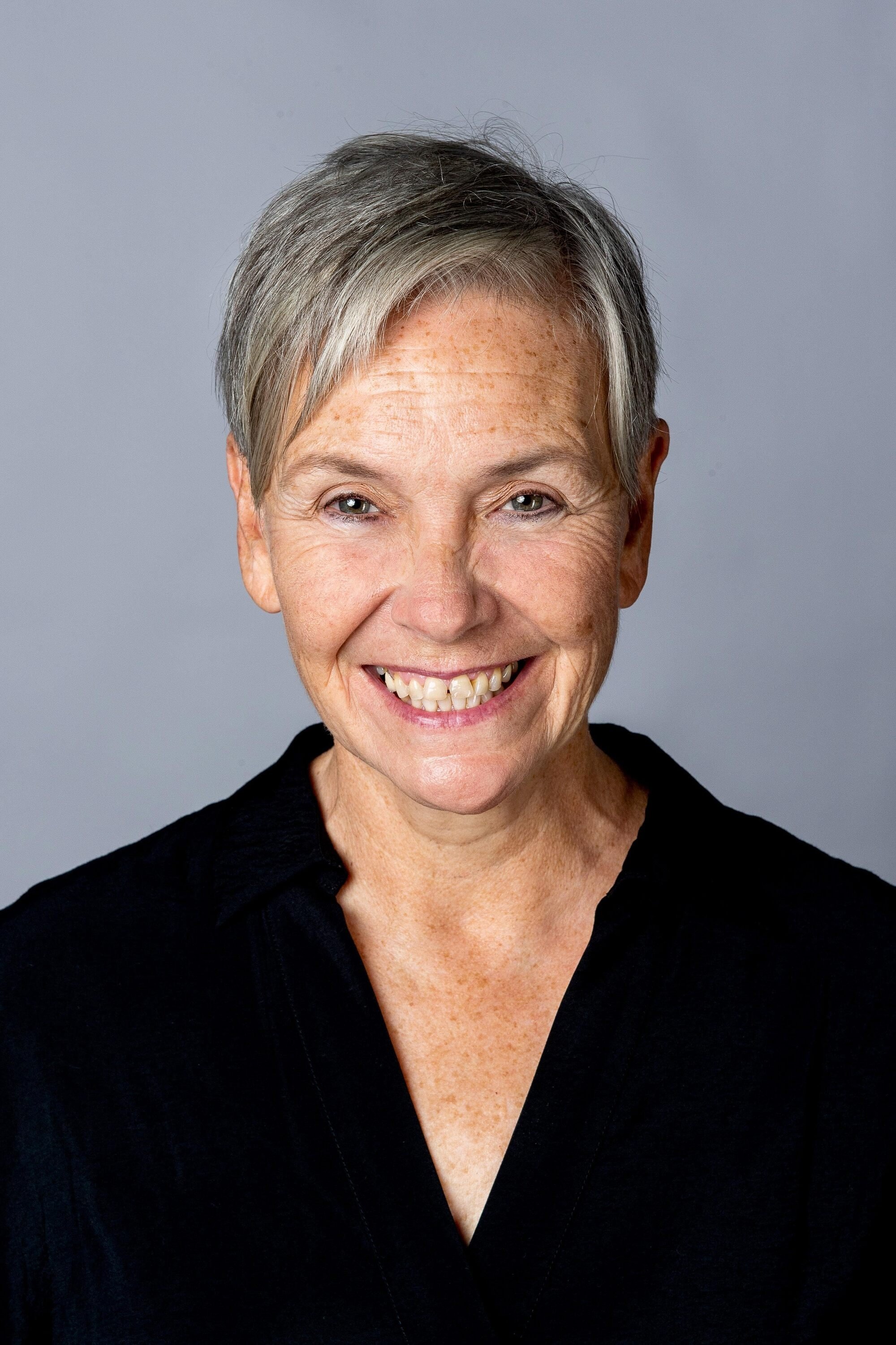 بازیگر Alison Harding  