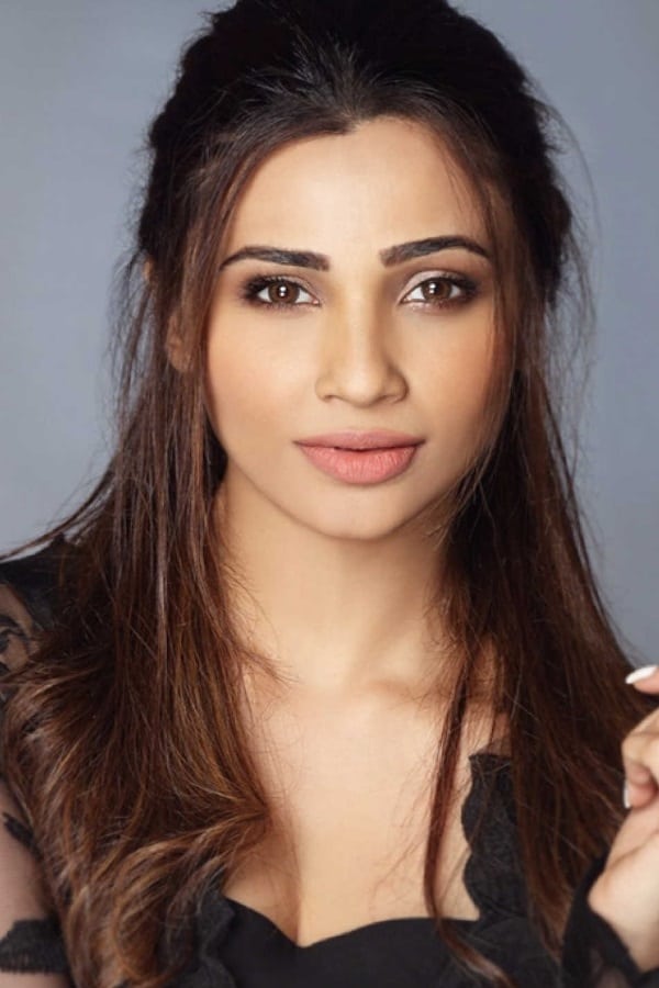 بازیگر Daisy Shah  