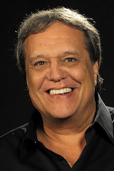 بازیگر Dennis Carvalho  