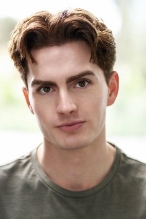 بازیگر Maximillian Johnson  