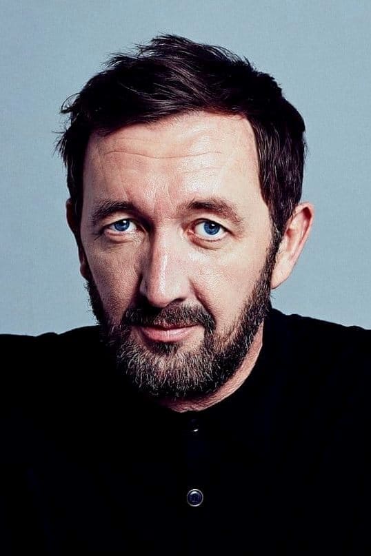 بازیگر Ralph Ineson  