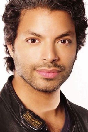 بازیگر Erik Mathew  