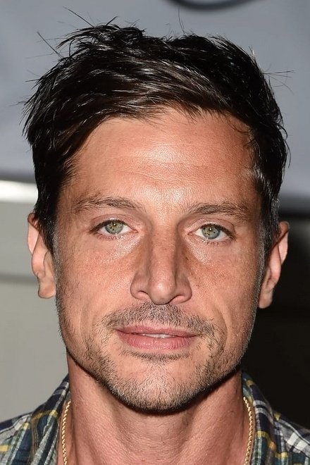 بازیگر Simon Rex  