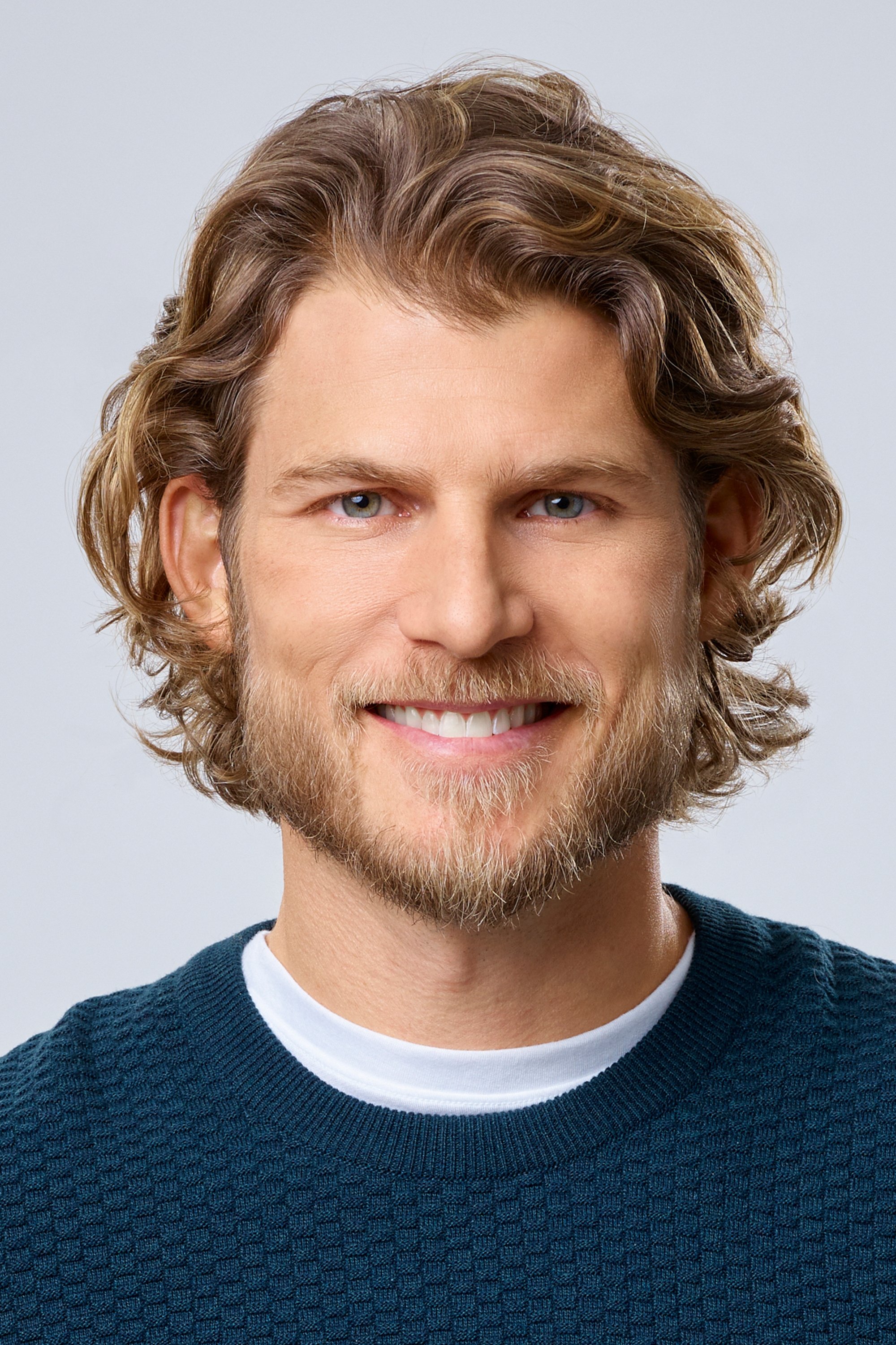 بازیگر Travis Van Winkle  