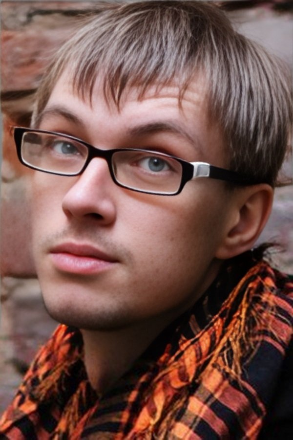 بازیگر Yanis Safonov  