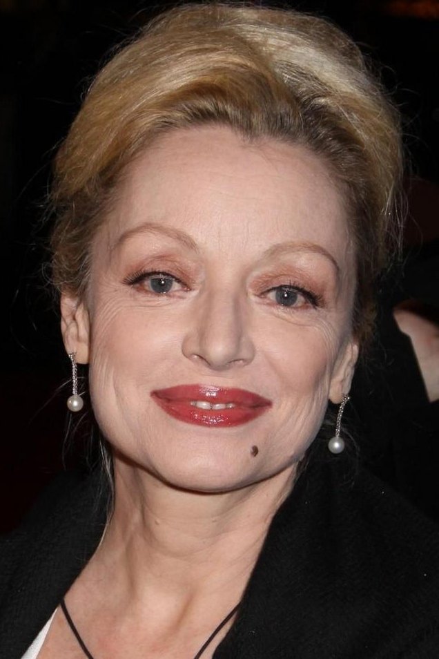 بازیگر Caroline Silhol  