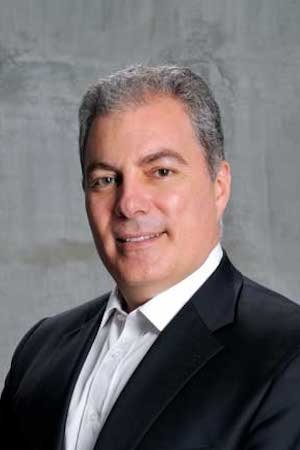 بازیگر Yannis Yannissis  