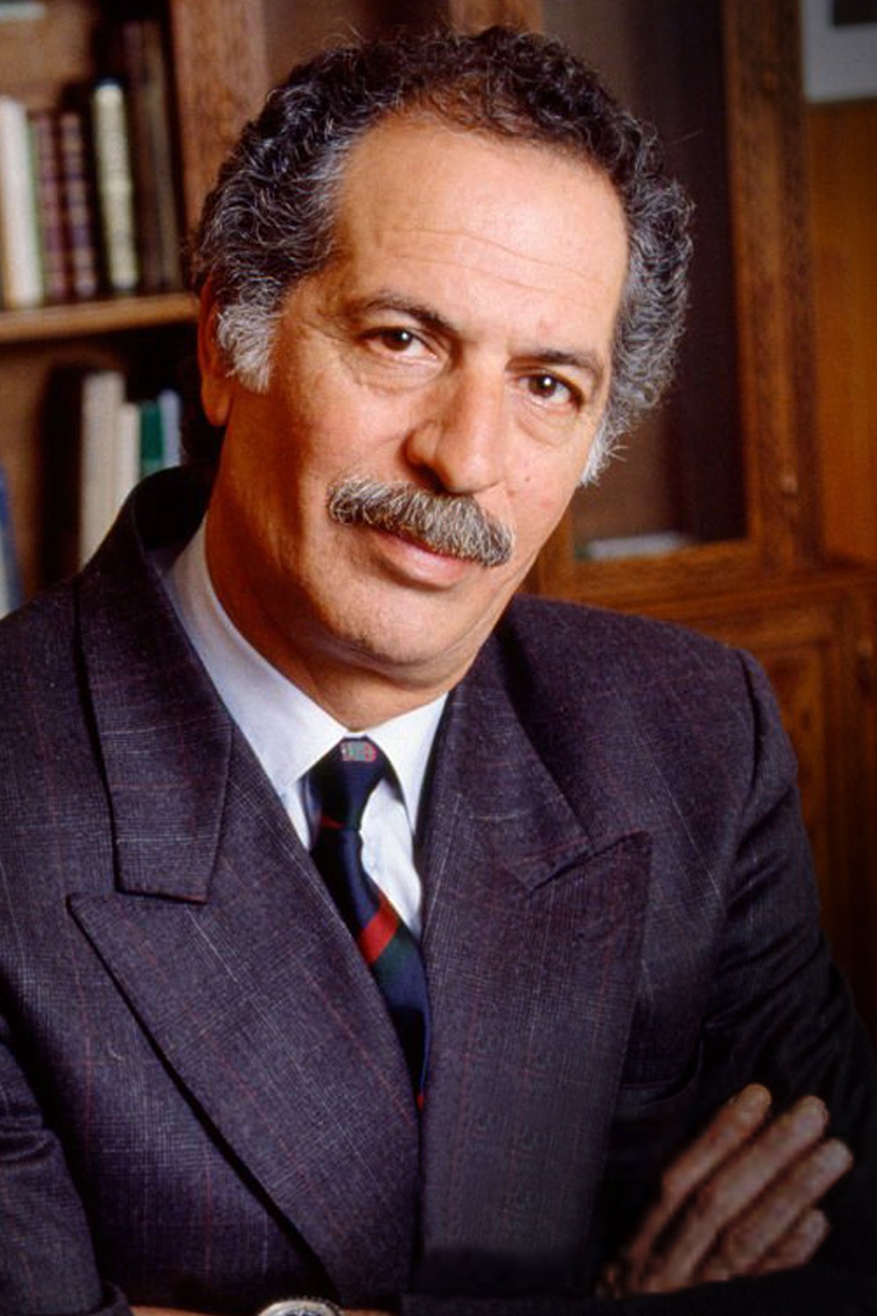 بازیگر Hocine Senoussi  