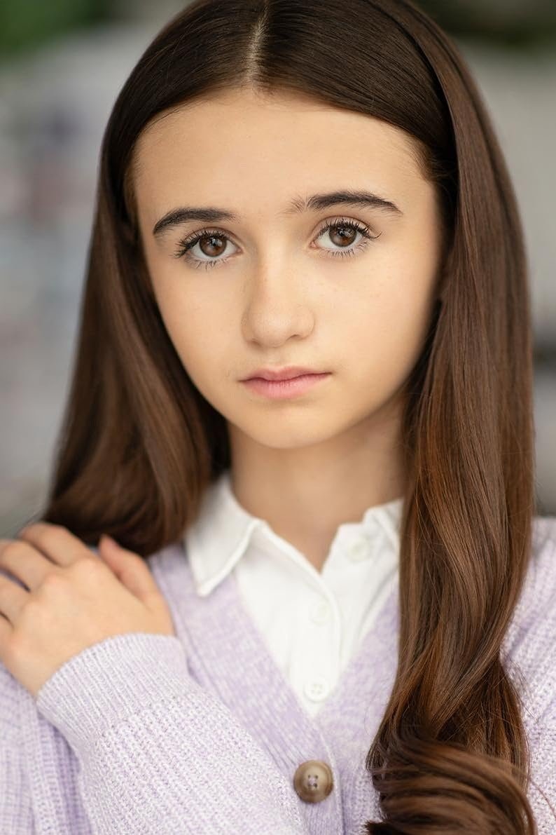 بازیگر Milania Kerr  