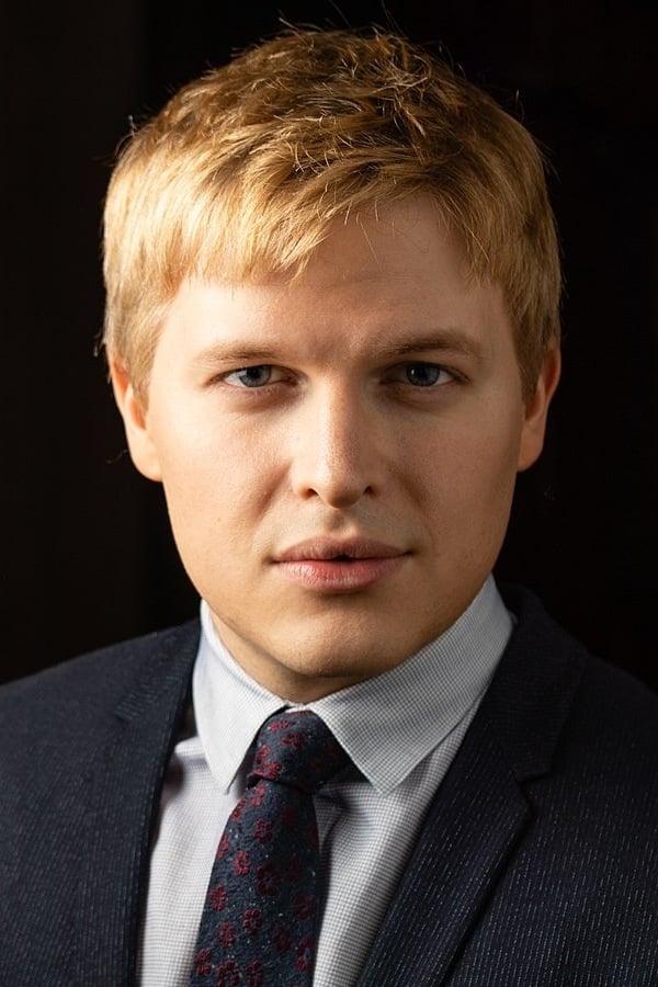 بازیگر Ronan Farrow  