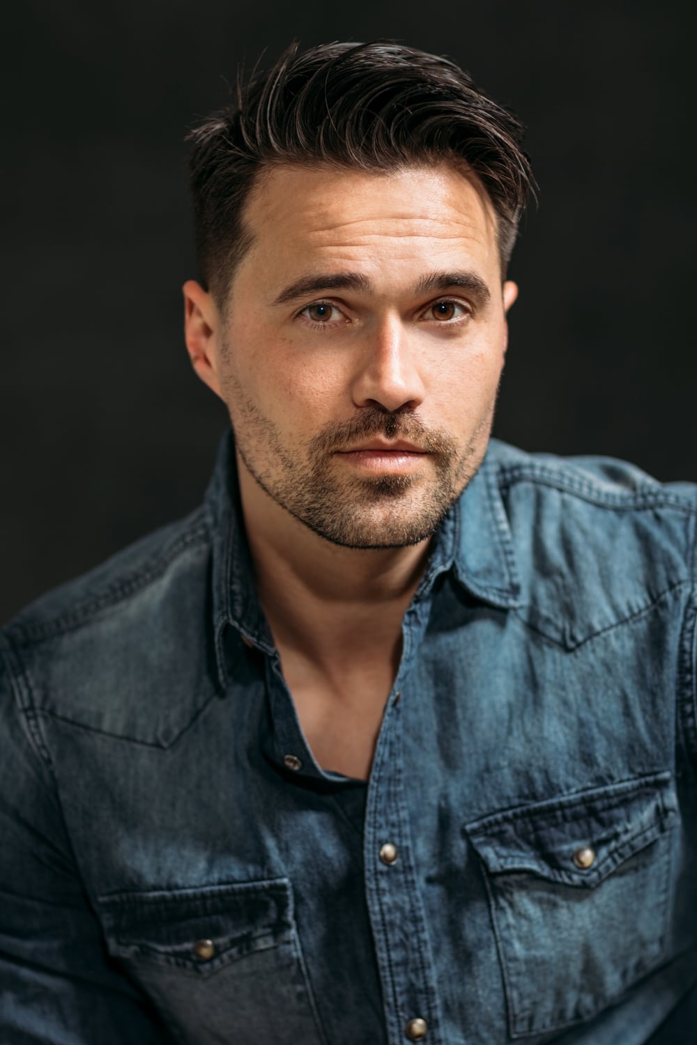 بازیگر Brett Dalton  