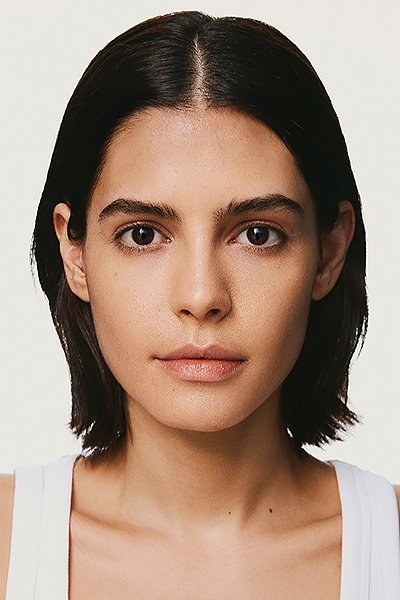 بازیگر Julia Dalavia  