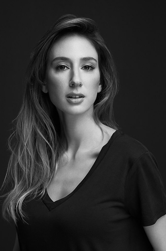 بازیگر Alara Keçeci  