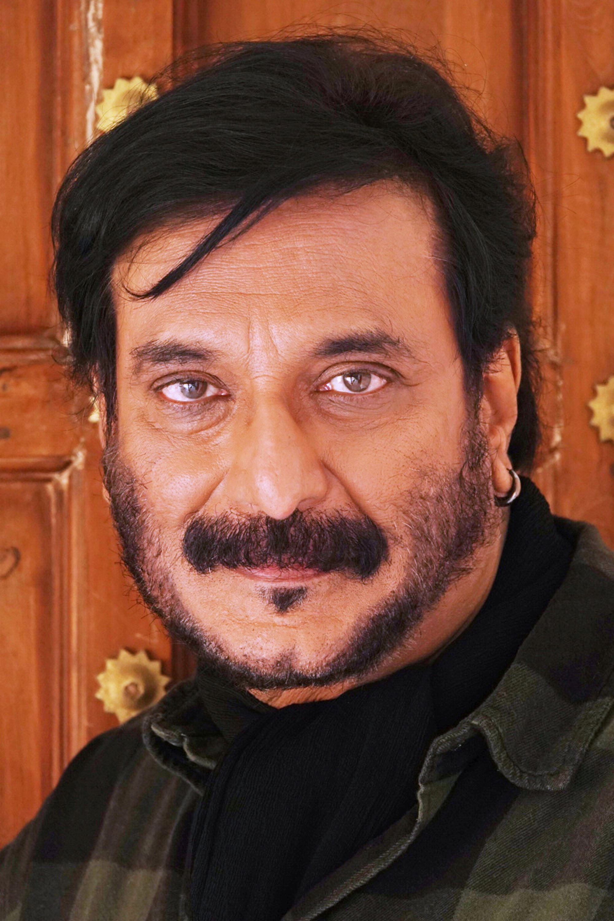 بازیگر Milind Gunaji  