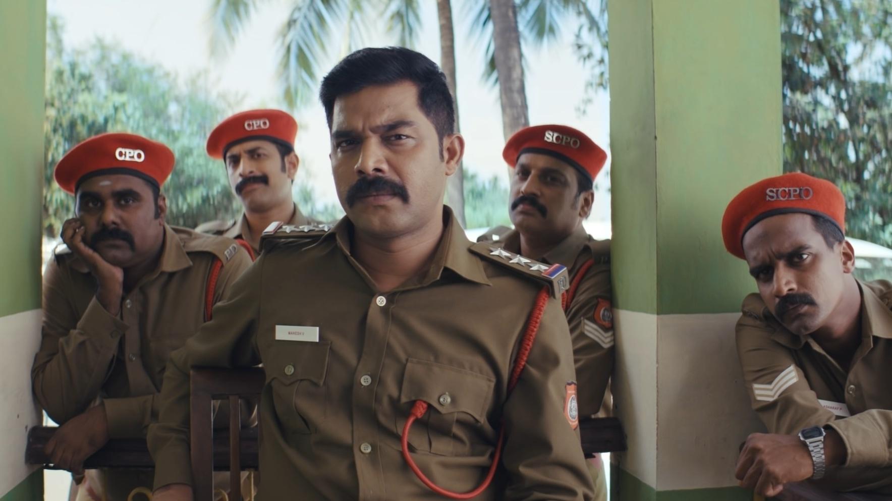 1744 വൈറ്റ് ആള്‍ട്ടോ|1744 വൈറ്റ് ആള്‍ട്ടോ