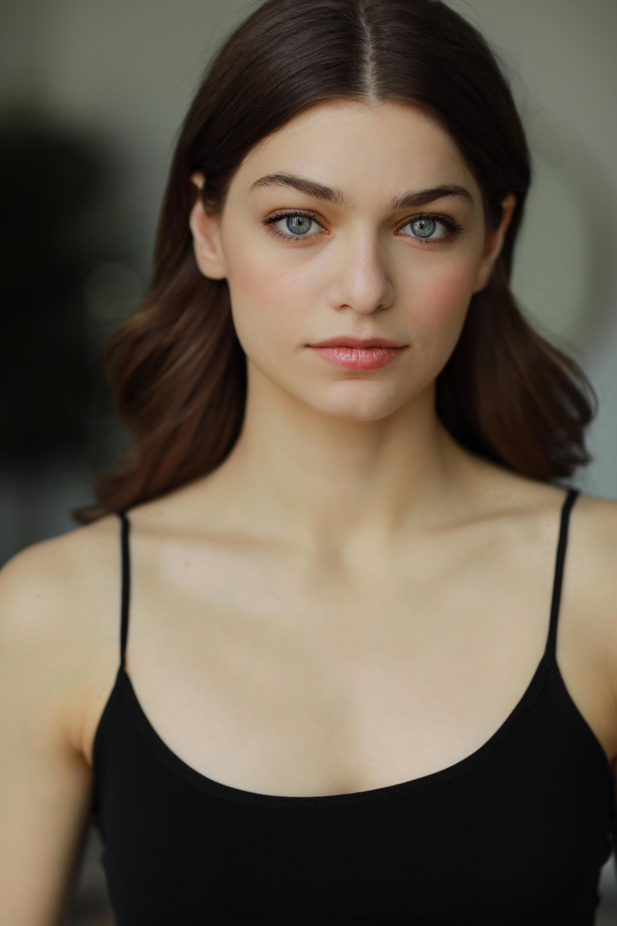 بازیگر Catharine Daddario  