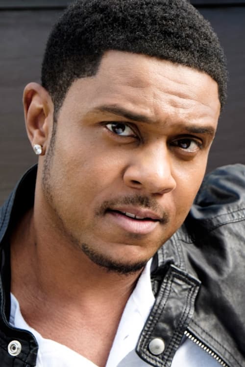 بازیگر Pooch Hall  