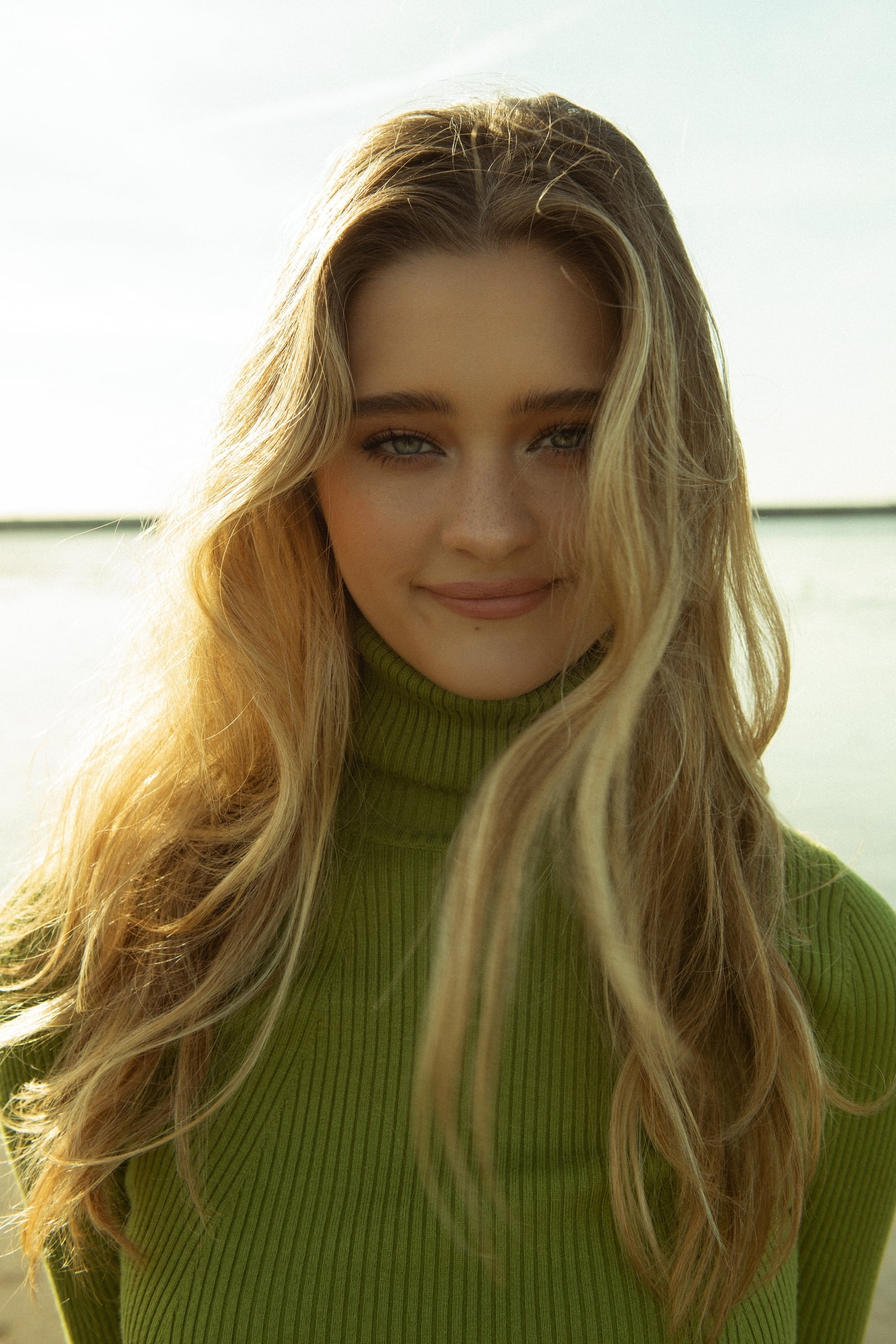 بازیگر Lizzy Greene  