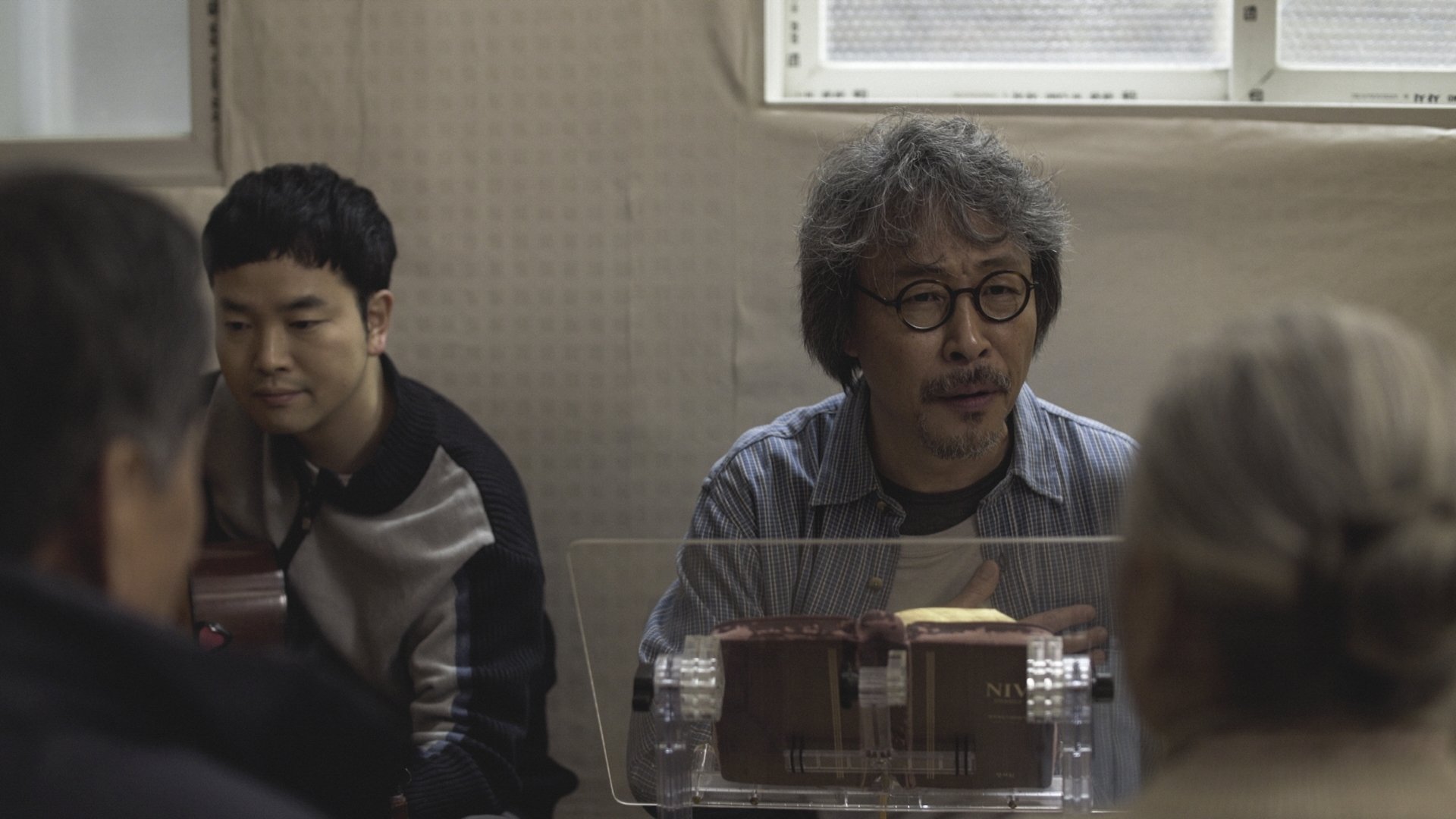 로마서 8:37|로마서 8:37