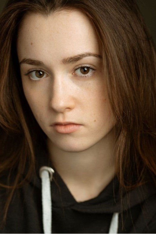 بازیگر Grace Hogg-Robinson  